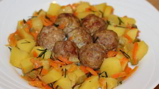 Фрикадельки с картофелем в горшочках