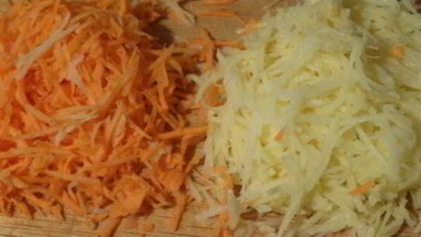 фрикадельки с овощами и кунжутом