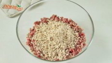 фрикадельки с пармезаном и миндалем