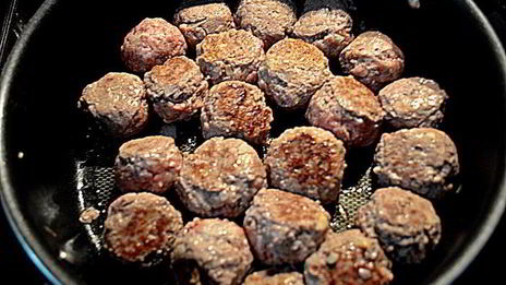 фрикадельки с пряной яблочной глазурью