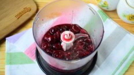 фрикадельки с вишневым соусом