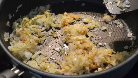 фрикадельки с яблочным вкусом