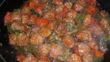 фрикадельки с зелеными перчиками