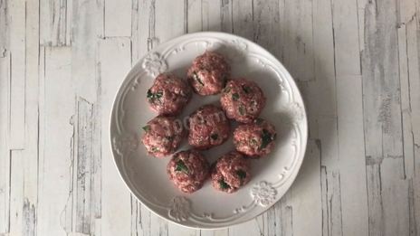 фрикадельки в духовке с подливкой