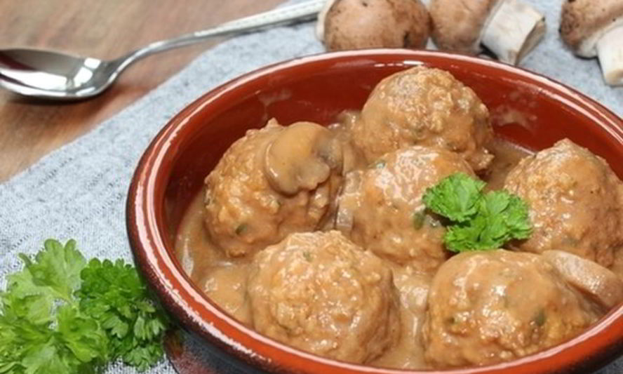 Рецепт фрикадельки в охотничьем соусе