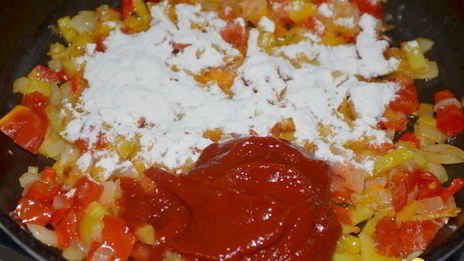 фрикадельки в остром соусе