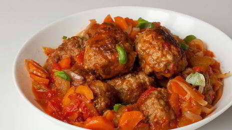 фрикадельки в томатном соусе