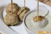 Куриные фрикадельки в духовке с соусом