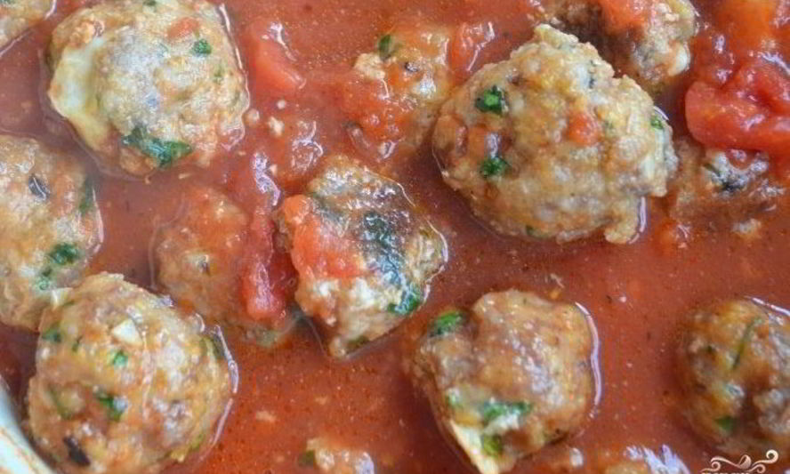 Рецепт мясные шарики с моцареллой в томатном соусе