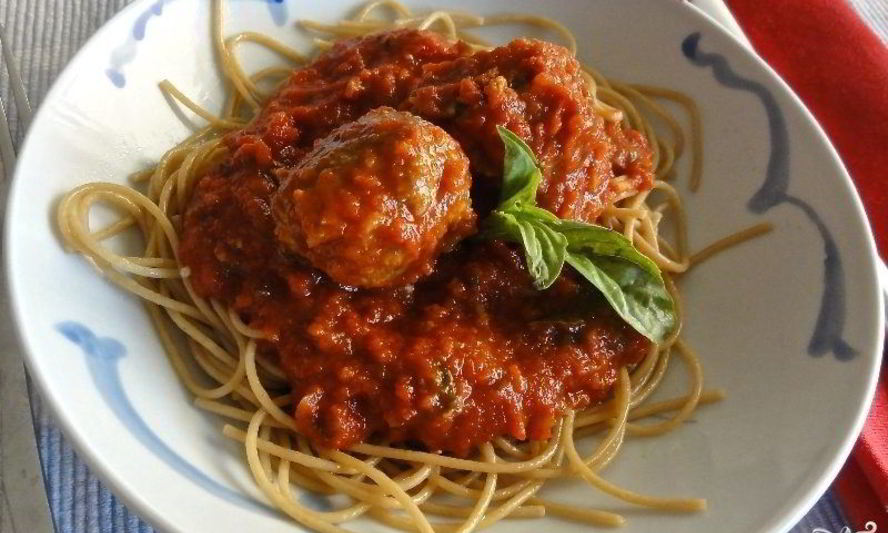 Рецепт паста с фрикадельками в томатном соусе