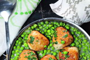 Рыбные фрикадельки с зеленым горошком