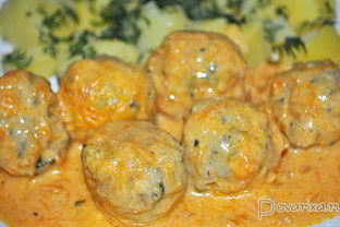 Рыбные фрикадельки в сливочно-томатном соусе