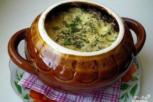 Картофель с грибами в горшочках