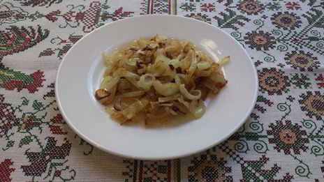 картофель с мясом в горшочках