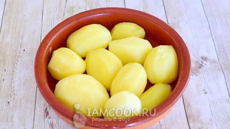 картофель с розмарином и чесноком в духовке