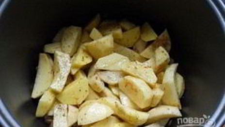 картофель с шампиньонами в мультиварке