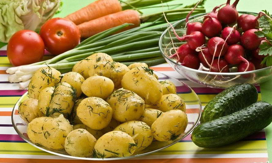 Рецепт картофель с зеленью и чесноком