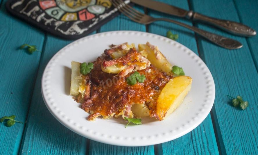 Рецепт картошка с ветчиной и сыром в духовке