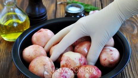 картошка в мундире в духовке