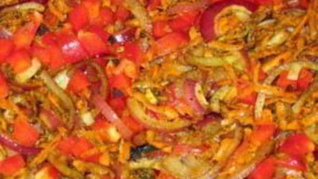 коричневый рис с овощами