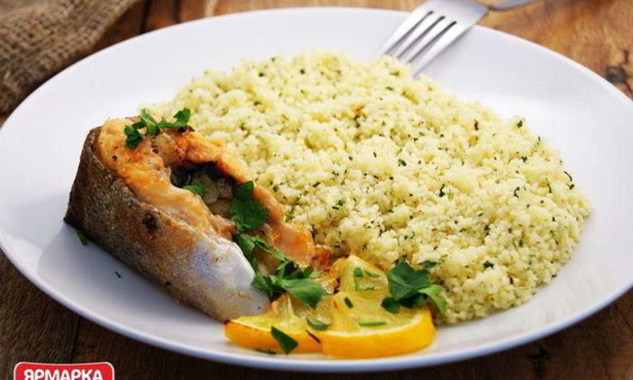 Рецепт кускус с запеченной форелью