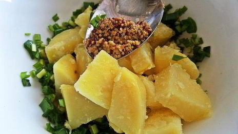 лимонный картофель с луком