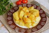 Обжаренный картофель с чесноком