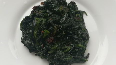 пряная чечевица со шпинатом