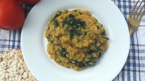 пряная чечевица со шпинатом