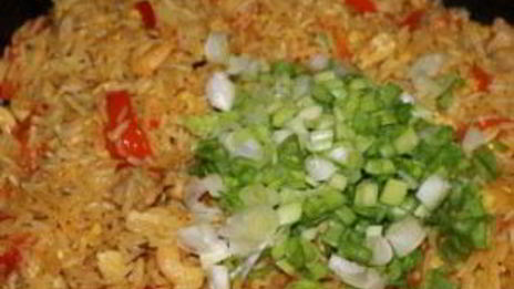 рис по-тайски с курицей