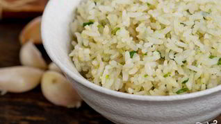 Рис с чесноком