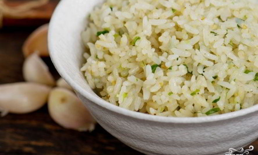 Рецепт рис с чесноком