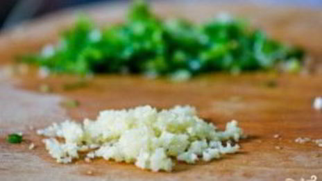 рис с чесноком