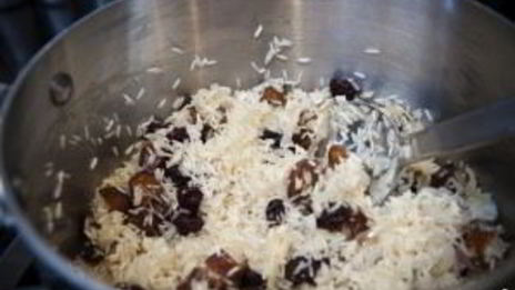 рис с финиками