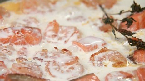 рис с кремом из креветок и лосося