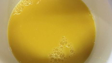 рис с морскими гребешками и сливочно-апельсиновым соусом