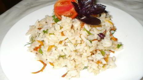 рис с овощами и зеленью