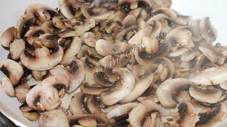 рис с шампиньонами и цуккини