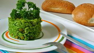 Рис с зеленым горошком