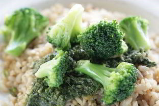 Рис со шпинатом и брокколи в китайском стиле