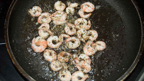 рис жасминовый с креветками и ананасом