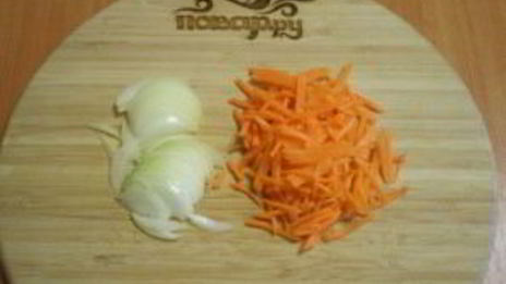 жареная картошка с морковкой