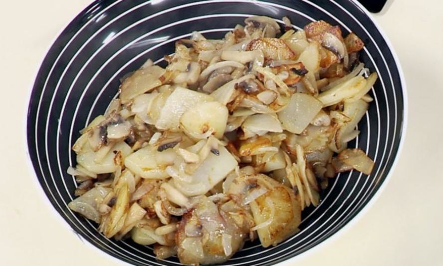 Рецепт жареной картошки с шампиньонами