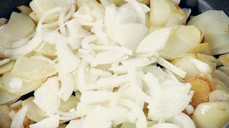 жареная картошка с шампиньонами