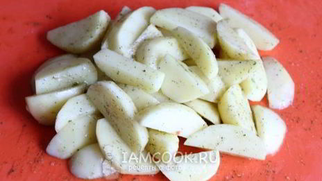 жареная картошка с яйцом