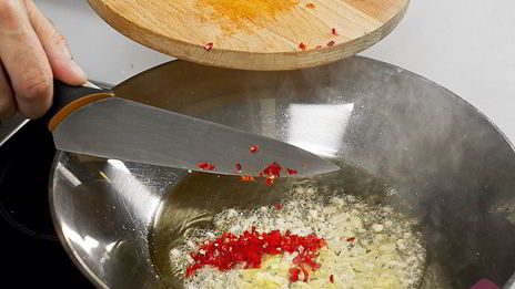 жареный рис с яйцом по-китайски