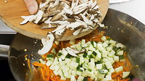 жареный рис с яйцом по-китайски