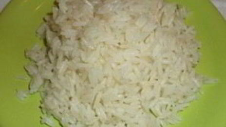 долма из маринованных виноградных листьев