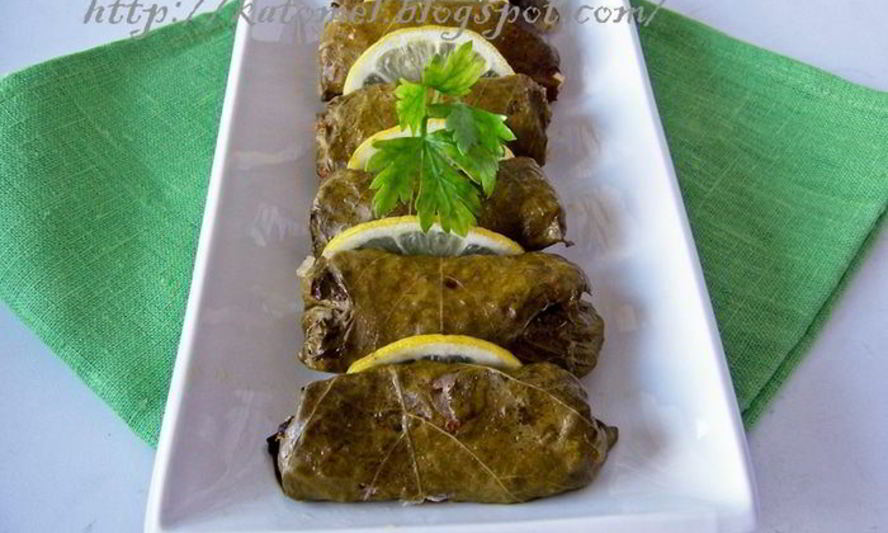 Рецепт долма с курицей и кедровыми орешками