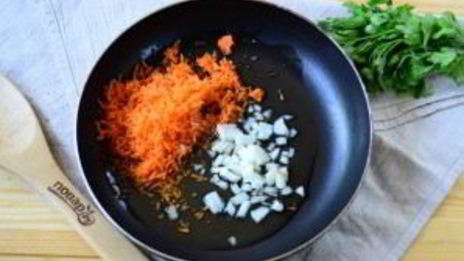 запеченные голубцы в сметане и кетчупе